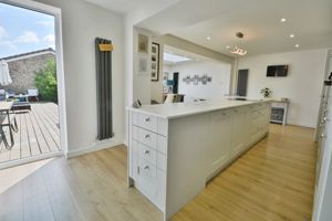 Kitchen- click for photo gallery